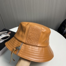 Loewe Caps